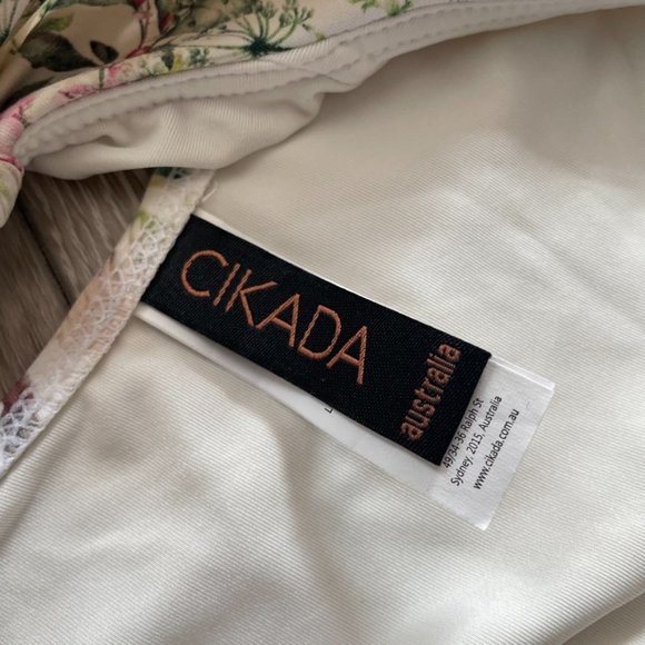 CIKADA | White One Piece Floral Bathing Suit - Picture 8 of 13